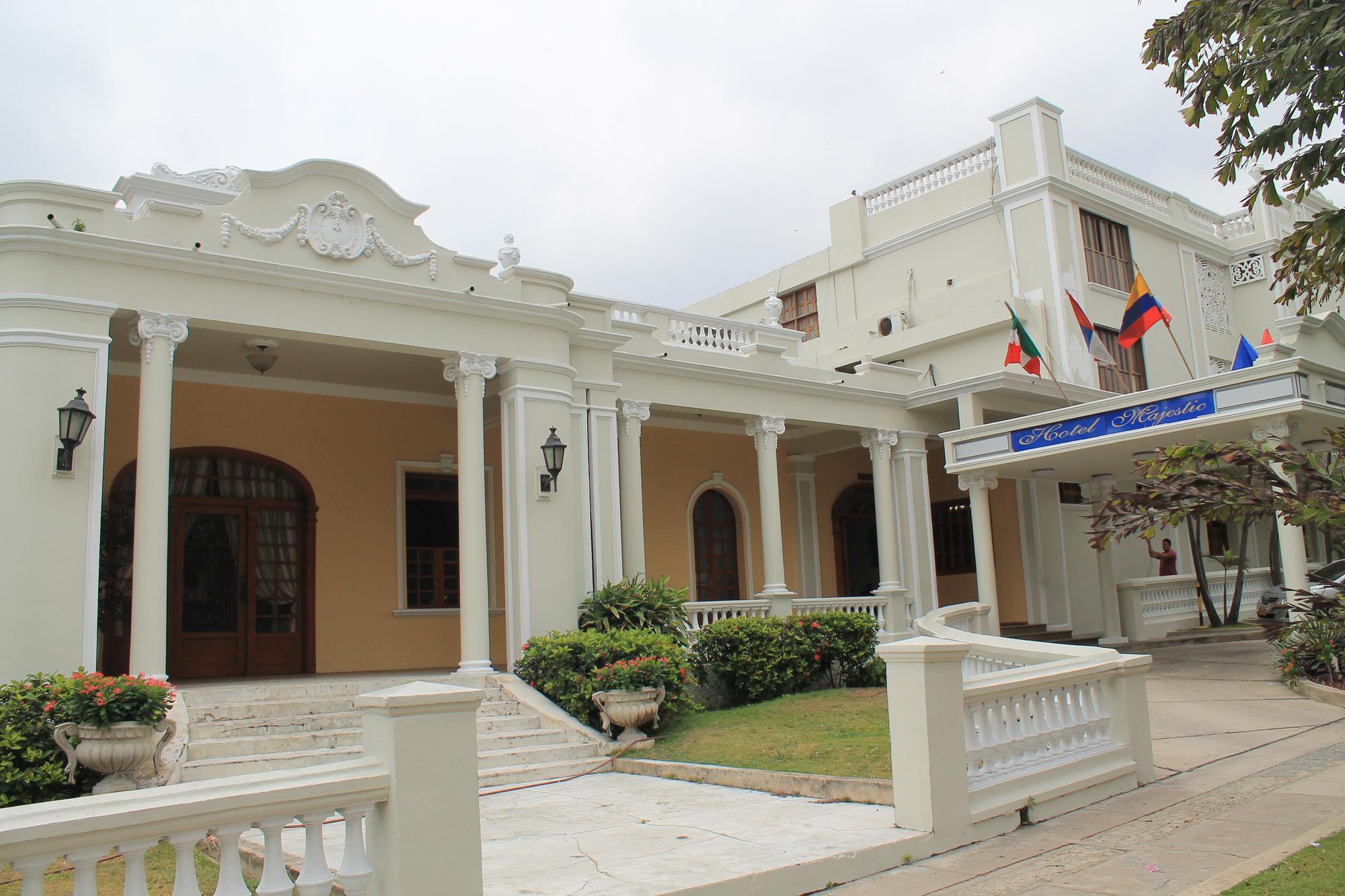 Hotel Majestic Barranquilla  Buitenkant foto