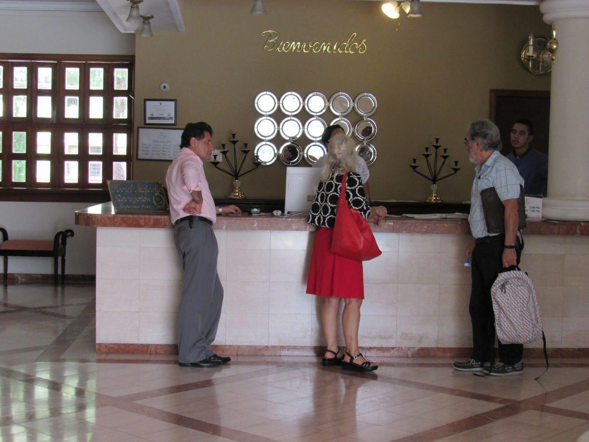 Hotel Majestic Barranquilla  Buitenkant foto